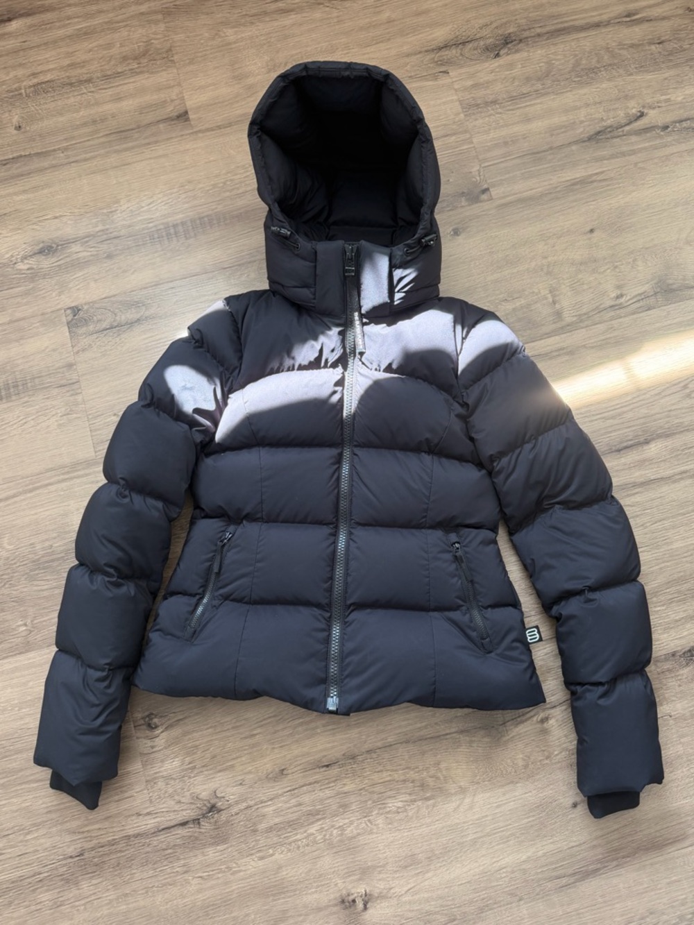 Aritzia SuperSnug Puff